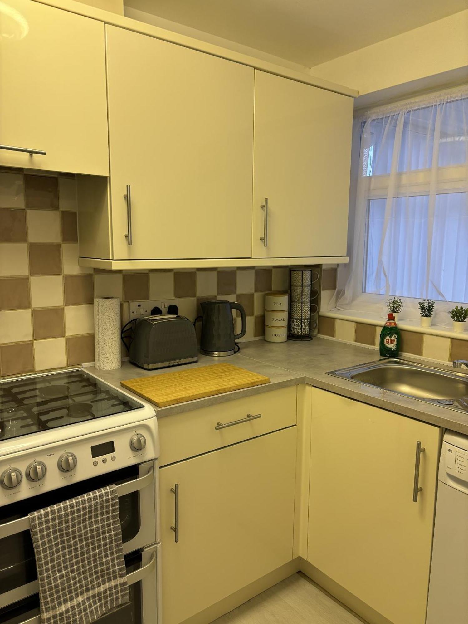 הוילה Cosy Corner - 2 Beds, Free Parking, Next To Southampton General Hospital מראה חיצוני תמונה